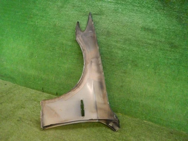 Крыло правое для BMW 5er G30 2016-2023 на фотографиях