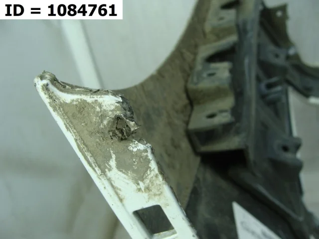 Бампер передний для Cadillac Escalade 4 2013-2020 на фотографиях