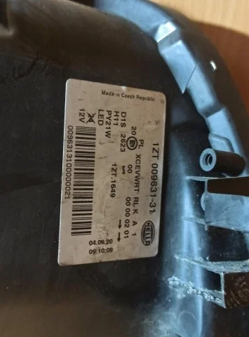 Фары для Opel Insignia Хэтчбек A 2008-2017 на фотографиях