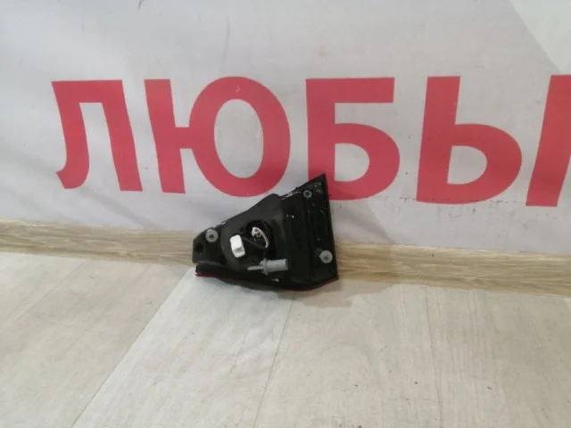 Фонарь внутренний левый для Kia Rio X line 2017+ на фотографиях