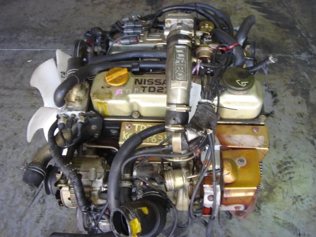 Продажа двигателя TD27B