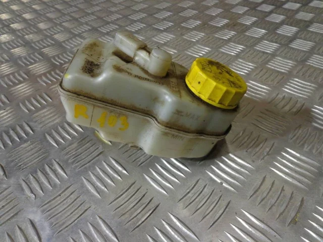 Бачок главного тормозного цилиндра для Skoda Rapid II 2020+ на фотографиях