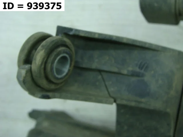 Резонатор воздуховода для Hyundai Solaris 1 рестайлинг 2014-2017 на фотографиях