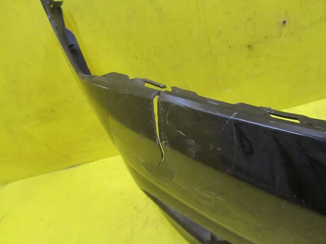 Бампер передний для Hyundai Solaris 1 рестайлинг 2014-2017 Хэтчбек на фотографиях