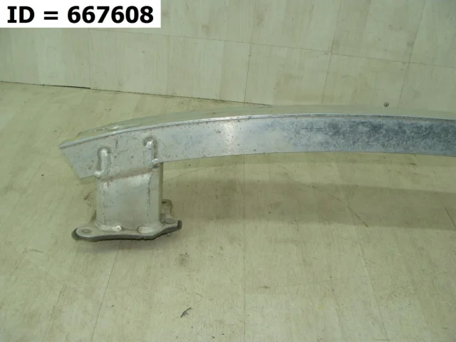 Усилитель заднего бампера для Audi A6 C7 2010-2018 на фотографиях