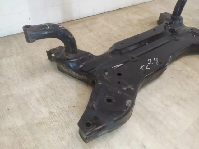 Подрамник двигателя для Mitsubishi Outlander II CW0W 2005-2012 на фотографиях