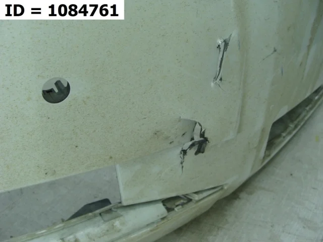 Бампер передний для Cadillac Escalade 4 2013-2020 на фотографиях