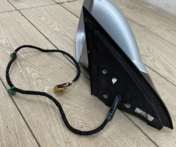 Зеркало боковое левое для Volkswagen Touareg I (7L) 2002-2010 на фотографиях