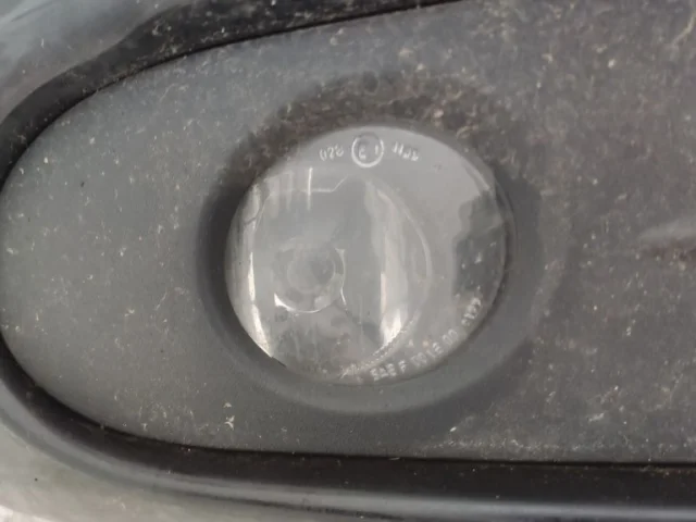 Противотуманка (ПТФ) передняя правая для Volvo C30 MK 2006-2013 на фотографиях