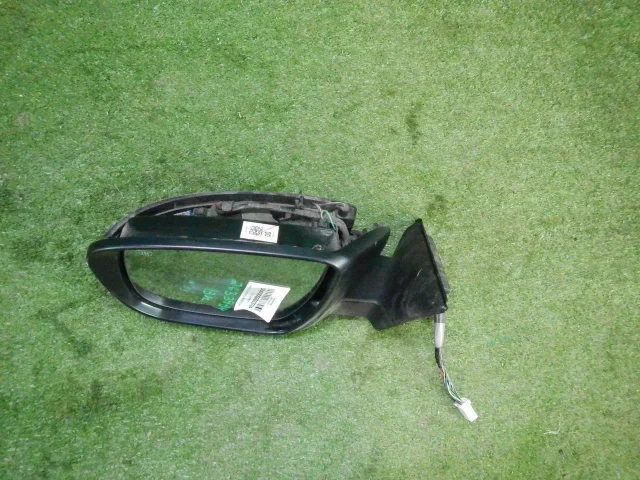 Стекла и зеркала для Nissan Qashqai J11 2013-2019 на фотографиях