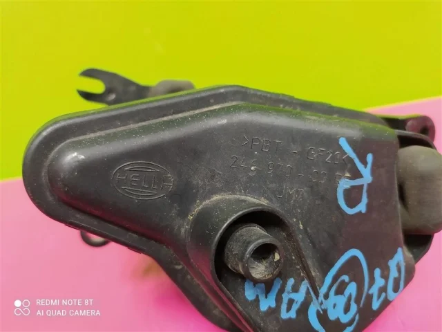 Противотуманка (ПТФ) передняя левая для Audi Q7 4L 2005-2015 на фотографиях