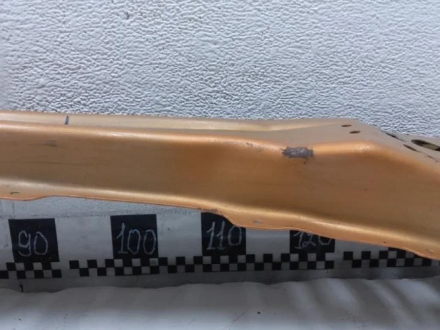 Усилитель переднего бампера для Renault Logan 2005-2015 (LS) на фотографиях