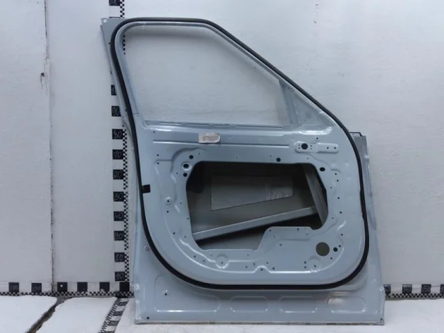 Дверь передняя левая для Land Rover Range Rover Sport L494 2013-2017 на фотографиях