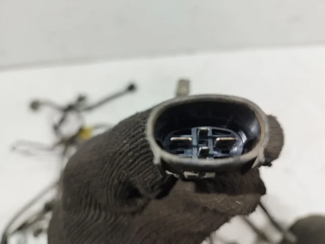 Проводка моторного отсека для Chevrolet Cruze 1 J300 2009-2015 на фотографиях