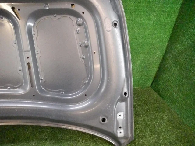 Капот для Hyundai Solaris 1 рестайлинг 2014-2017 на фотографиях