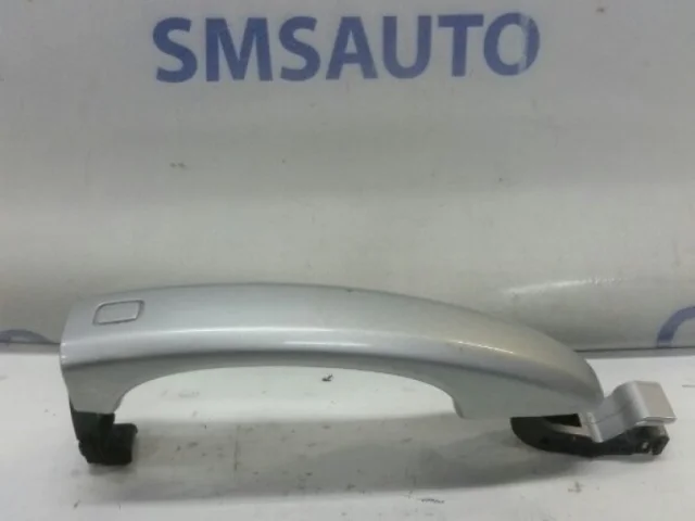 Ручка двери передняя левая внешняя для Audi Q5 8R 2008-2016 на фотографиях