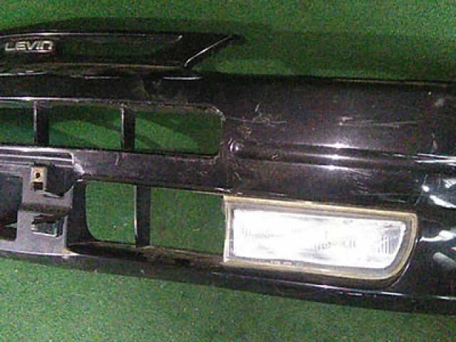 Бампер для Toyota Corolla E110 Хэтчбек 1997-2002 на фотографиях