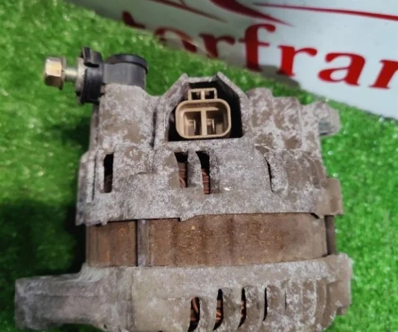 Генератор для Nissan Primera P12 Универсал 2002-2008 на фотографиях