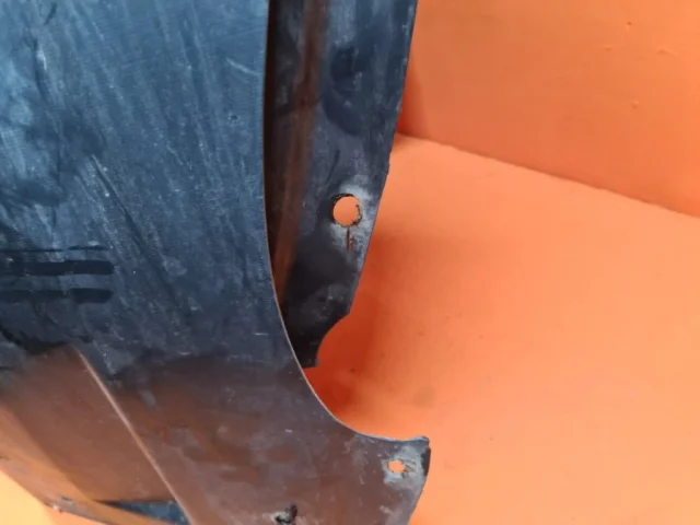 Подкрылок передний левый для Cadillac SRX 2 2009-2012 на фотографиях