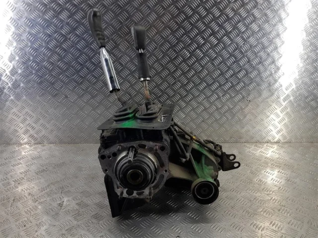 Раздатка для Mitsubishi Pajero Sport K90 1997-2009 на фотографиях