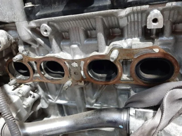 Двигатель для Nissan Altima L31 2001-2006 на фотографиях