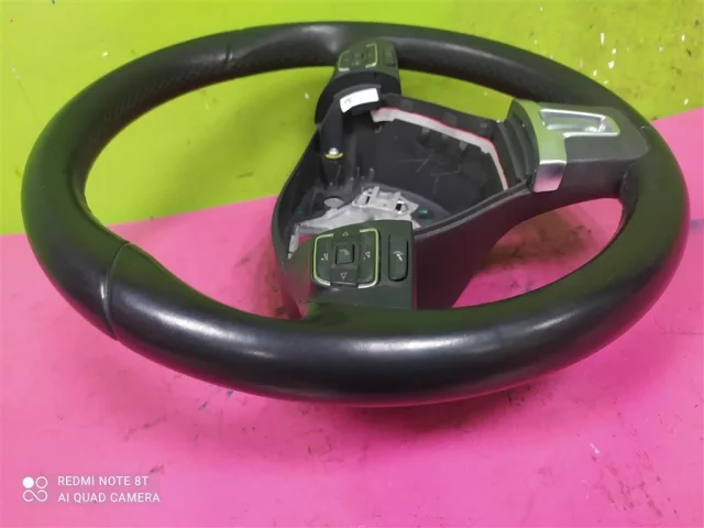 Руль для Volkswagen Jetta 6 2010-2019 на фотографиях