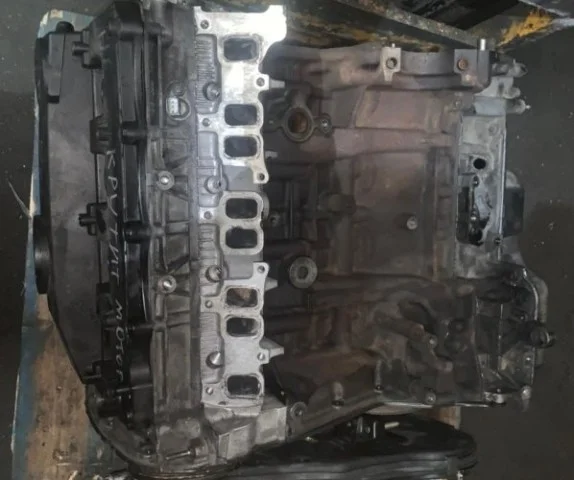 Двигатель без навесного для Ford Tourneo (Фургон, Автобус) 2006-2014 на фотографиях