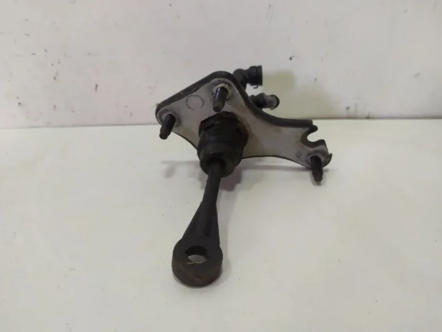 Цилиндр сцепления для Hyundai Solaris 2 (2017-2022) на фотографиях