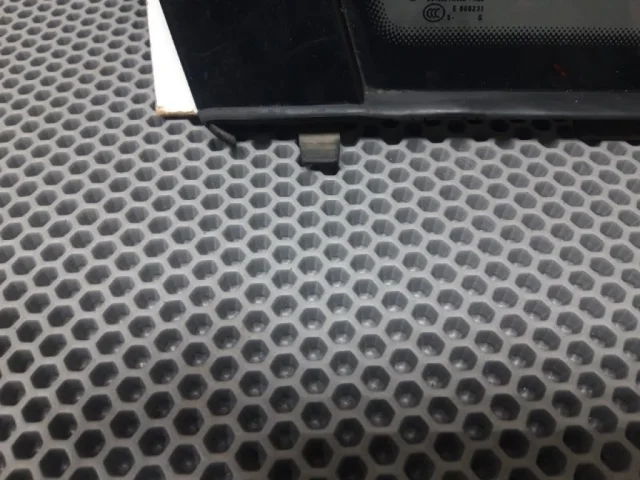 Форточка задняя левая для Audi Q7 4L 2005-2015 на фотографиях