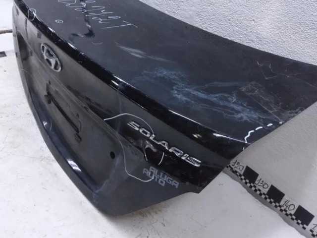 Дверь багажника для Hyundai Solaris 1 RB (2011-2013) на фотографиях