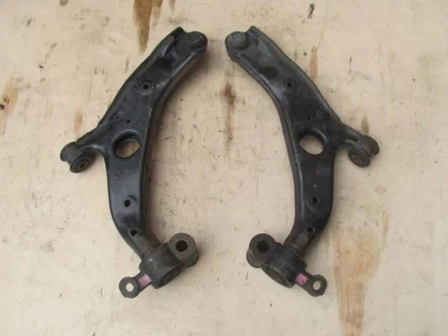 Рычаг передний правый нижний для Mazda CX 5 KF 2017 на фотографиях