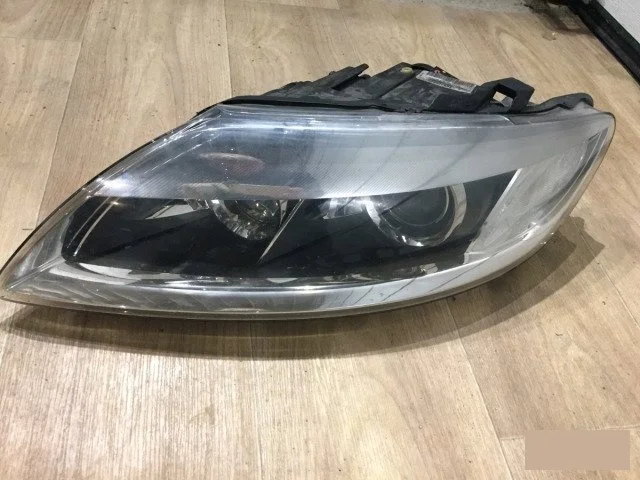 Фары для Audi Q7 4L 2005-2015 на фотографиях