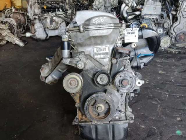 Двигатель без навесного для Toyota RAV4 XA20 3 door 2000-2005 на фотографиях