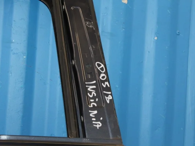 Двери для Opel Insignia Хэтчбек A 2008-2017 на фотографиях