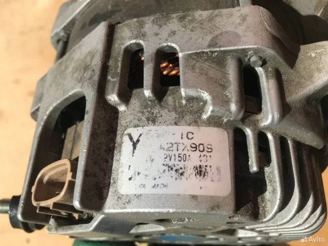 Генератор для Mazda CX 5 KE 2011-2017 на фотографиях