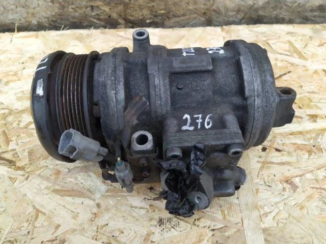 Компрессор кондиционера для Toyota Land Cruiser 100 1998-2007 на фотографиях