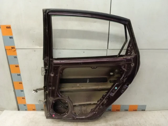 Дверь задняя правая для Hyundai Elantra HD 2006-2011 на фотографиях