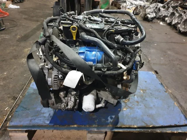 Двигатель для Ford Kuga CBS rest 2016-2019 на фотографиях