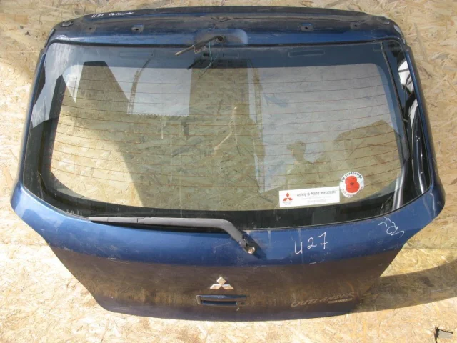 Двери для Mitsubishi Outlander 1 CU0W 2002-2009 на фотографиях