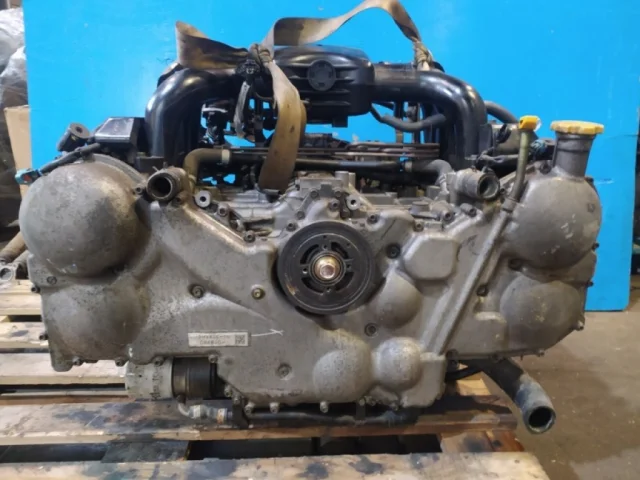 Продажа двигателя EZ30D