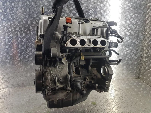 Двигатель для Honda CR-V RD 2001-2006 на фотографиях