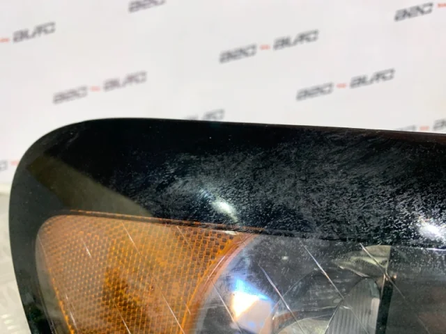 Фара левая для Volvo C30 MK 2006-2013 на фотографиях