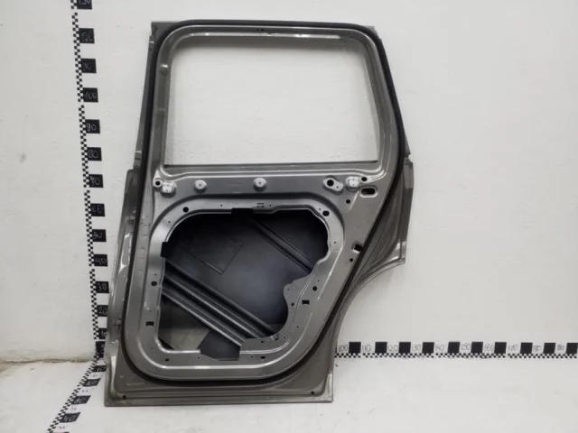 Дверь задняя правая для Volvo XC90 II L 2014-2019 на фотографиях