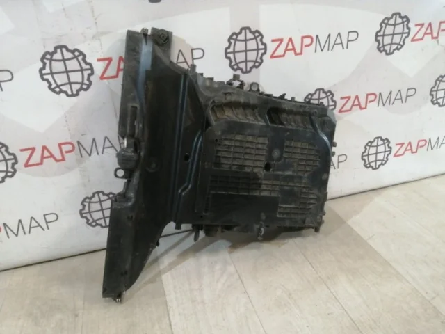 Корпус воздушного фильтра для Audi Q7 4M 2015+ на фотографиях