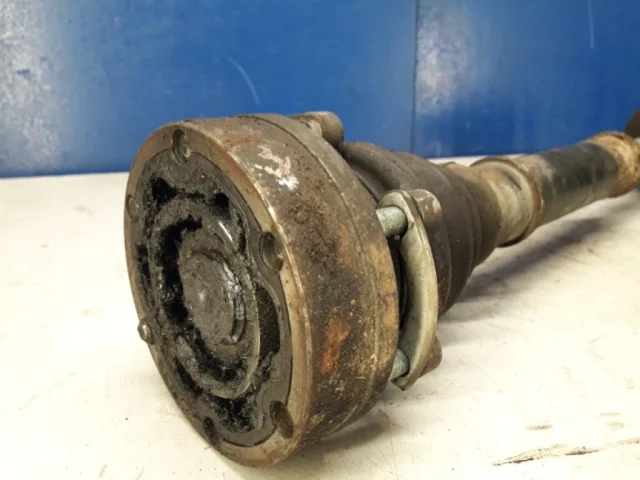 Привод передний правый для Volkswagen Passat (B5+ (B5.5), Typ 3BG) 2000-2005 на фотографиях