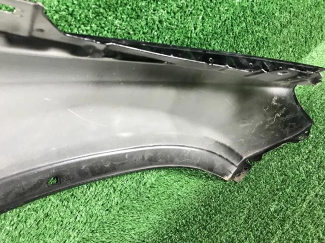 Крыло левое для Mercedes-Benz CLA class C117 2013-2019 на фотографиях