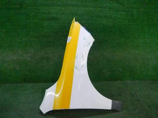 Крыло правое для Skoda Rapid I rest NH3 2017-2020 на фотографиях