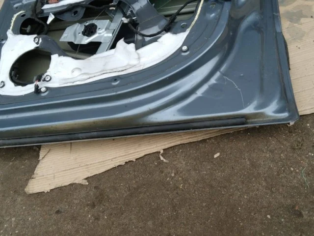 Двери для Citroen Berlingo 2 B9 rest Минивэн 2015-2022 на фотографиях