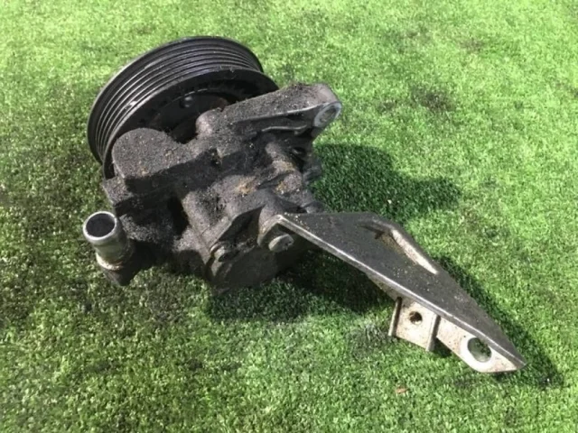 Насос ГУР для BMW X3 Е83 2003-2010 на фотографиях