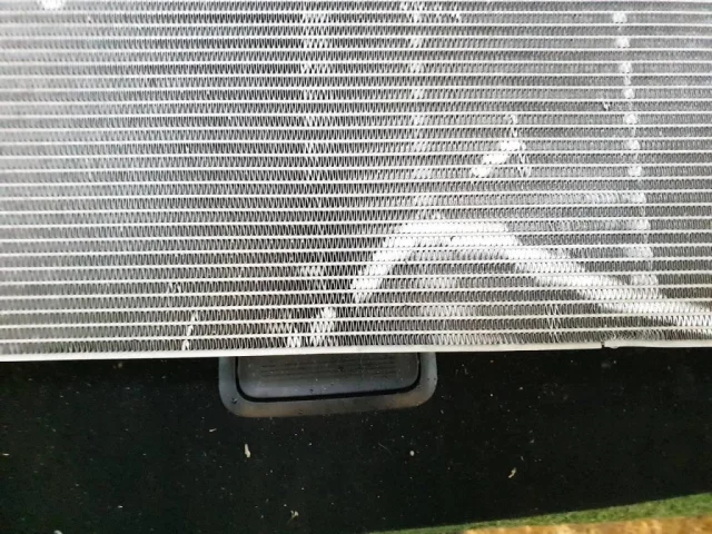 Радиатор охлаждения ДВС для BMW 3er G20 2018+ на фотографиях